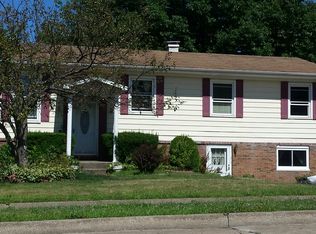 3525 Roma Dr, Erie, PA 16510