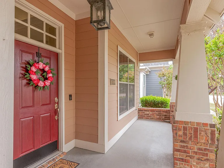 6008 Frost St — Photo 2