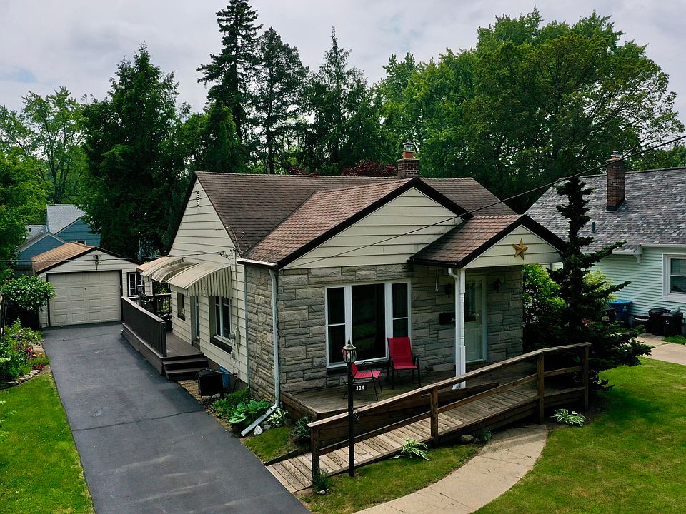 1st image of 334 Cornell Dr