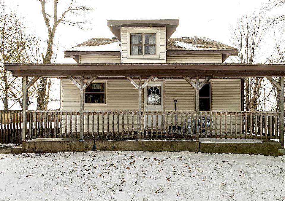 1st image of 7145 Lonsdale Blvd