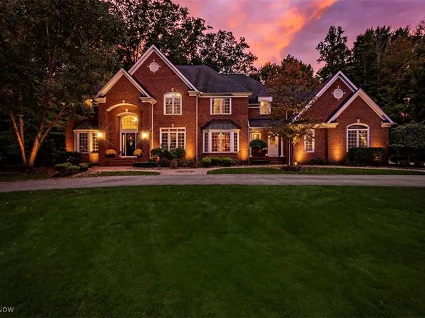 10754 Buckingham Pl, Concord Township, OH 44077