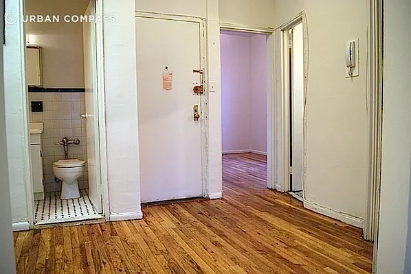 Rented by Compass | media 31