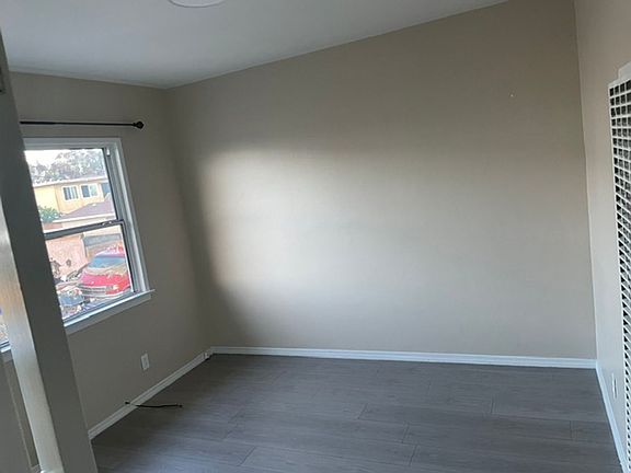 2nd image of 11419-11421 S New Hampshire Ave #J