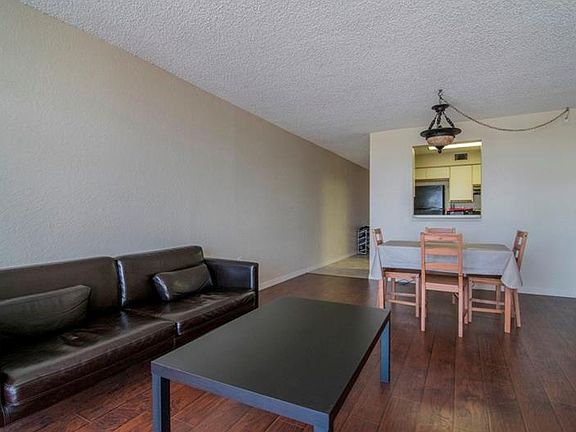 5th image of 1000 Cove Cay Dr Unit 3A