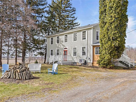 3rd image of 2385 Dow Rd
