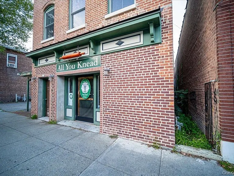 308 Main St #2 — Photo 2