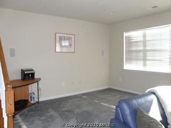 5th image of 105 Quinton Oaks Cir