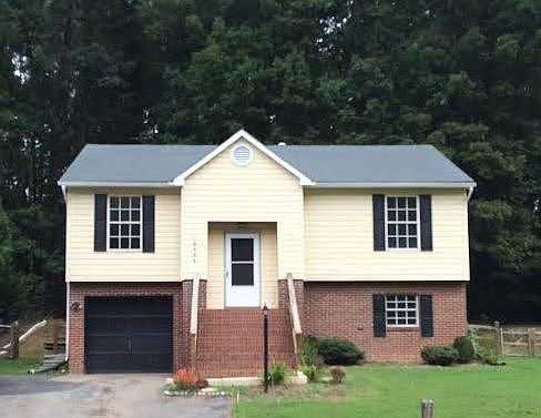 1st image of 10900 Crestwood Dr