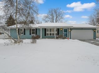 1403 Emir St, Green Bay, WI 54313