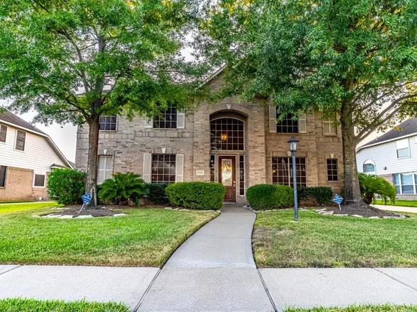 8319 Bending Branch Ln, Cypress, TX 77433