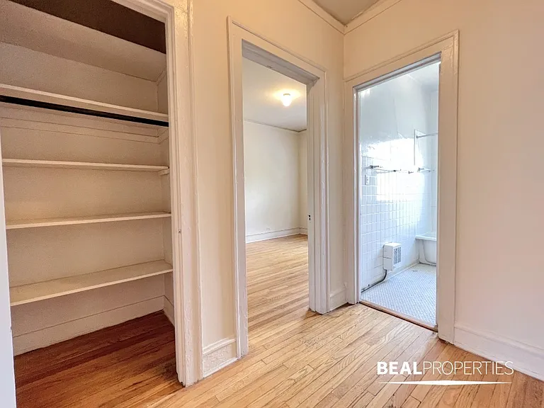 1317.5 Oak Ave #E2 — Photo 11