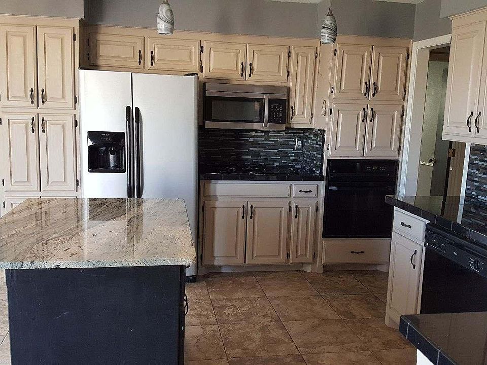 1st image of 8304 Calle Primera NW