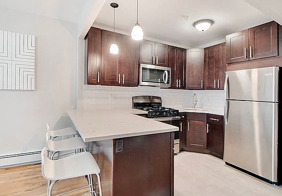 4th image of 319 Beach 65 St #1