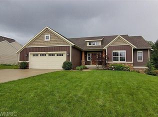 4668 Hidden Highland Dr NE, Rockford, MI 49341