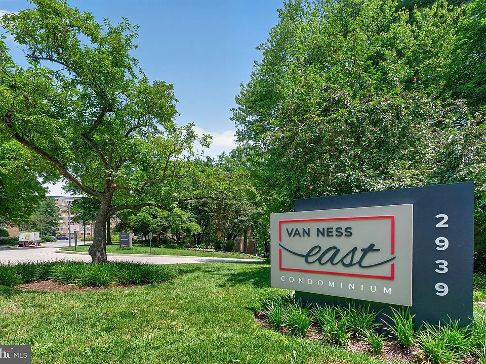2939 Van Ness St NW #739