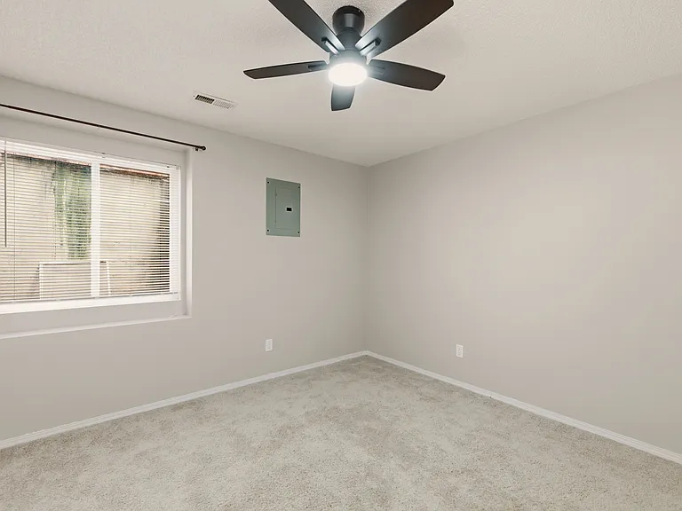 1428 N Rawhide St — Photo 10