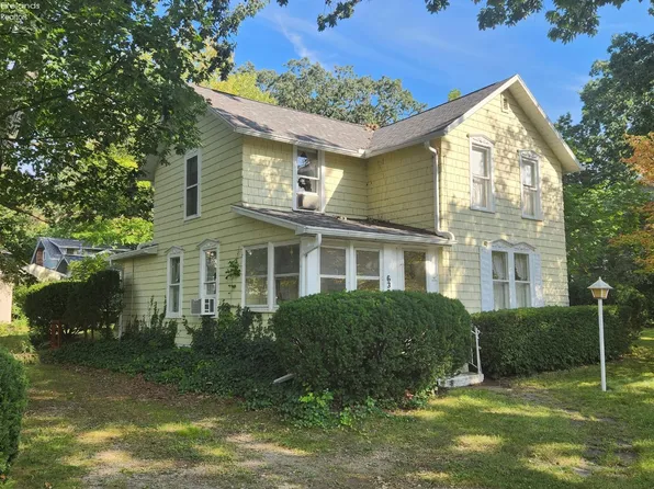 635 Walnut Ave, Lakeside Marblehead, OH 43440