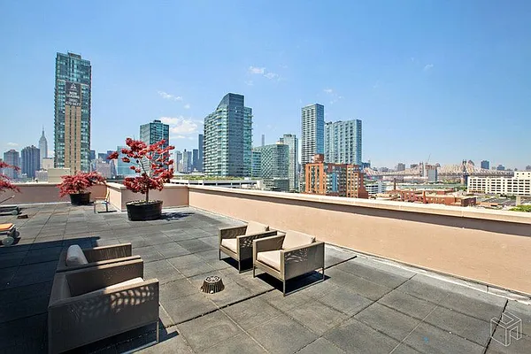 Sold by Halstead Real Estate | media 24