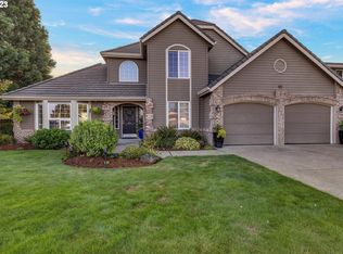 911 N Ash St, Canby, OR 97013