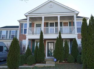 1753 Matthew Ln, Aurora, IL 60504