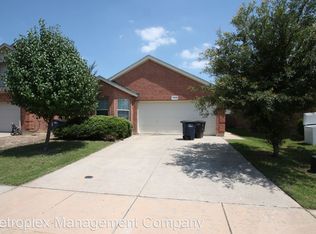 11936 Brown Fox Dr, Fort Worth, TX 76244