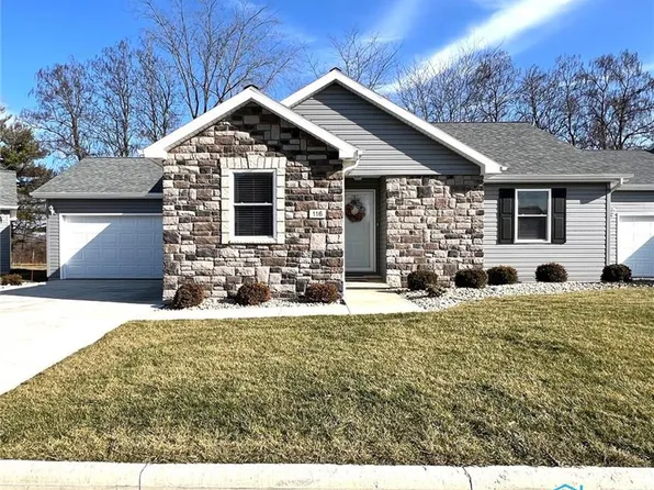 635 Pleasant View St #116, Upper Sandusky, OH 43351