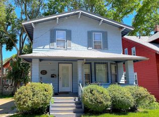 1320 Saint James Ct #1, Madison, WI 53715