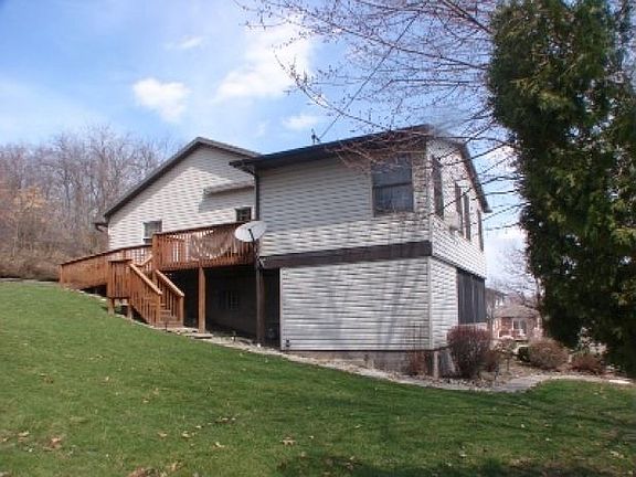 2nd image of 850 Painter St
