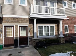 5526 Arbor Chase, Ann Arbor, MI 48103