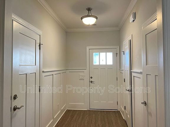 5th image of 4838 Sebastian Ln