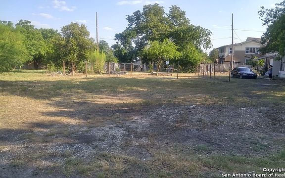 4th image of 115 Gravel St