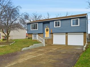 2289 Chapparal Dr, Pittsburgh, PA 15239