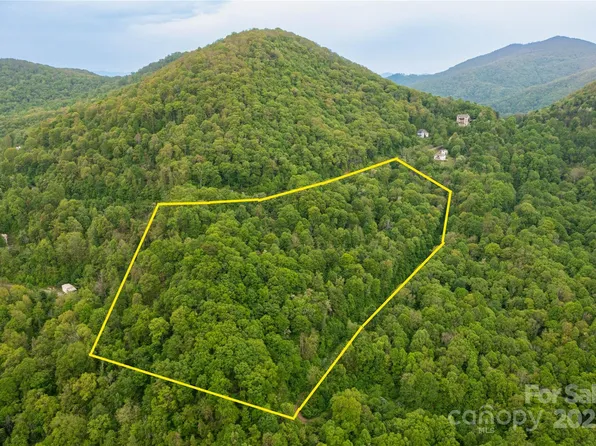 999 Mount Soma Blvd, Clyde, NC 28721