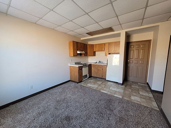 4th image of 720 Dakota Ave #6