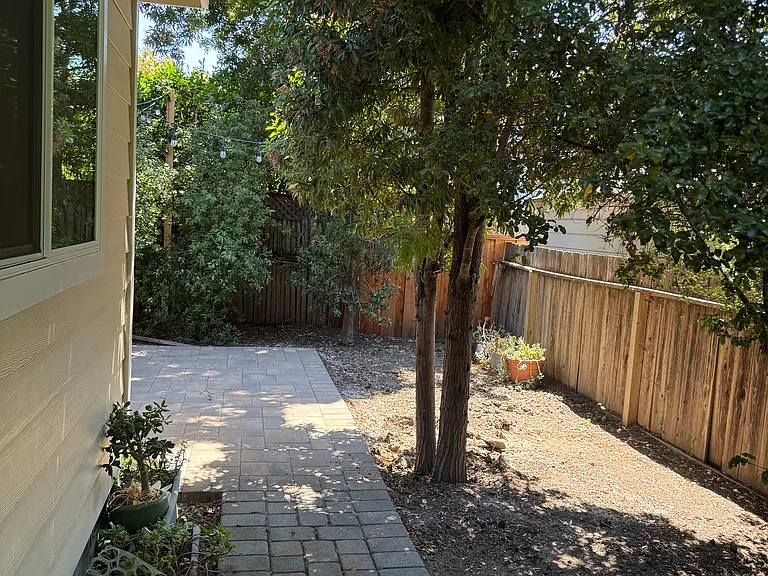 Private walkway