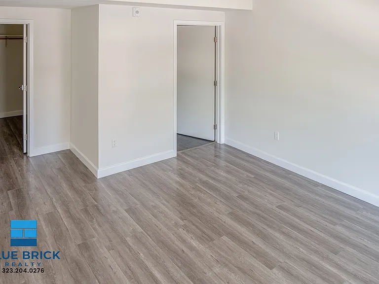 4305 Laurel Canyon Blvd #202A — Photo 11