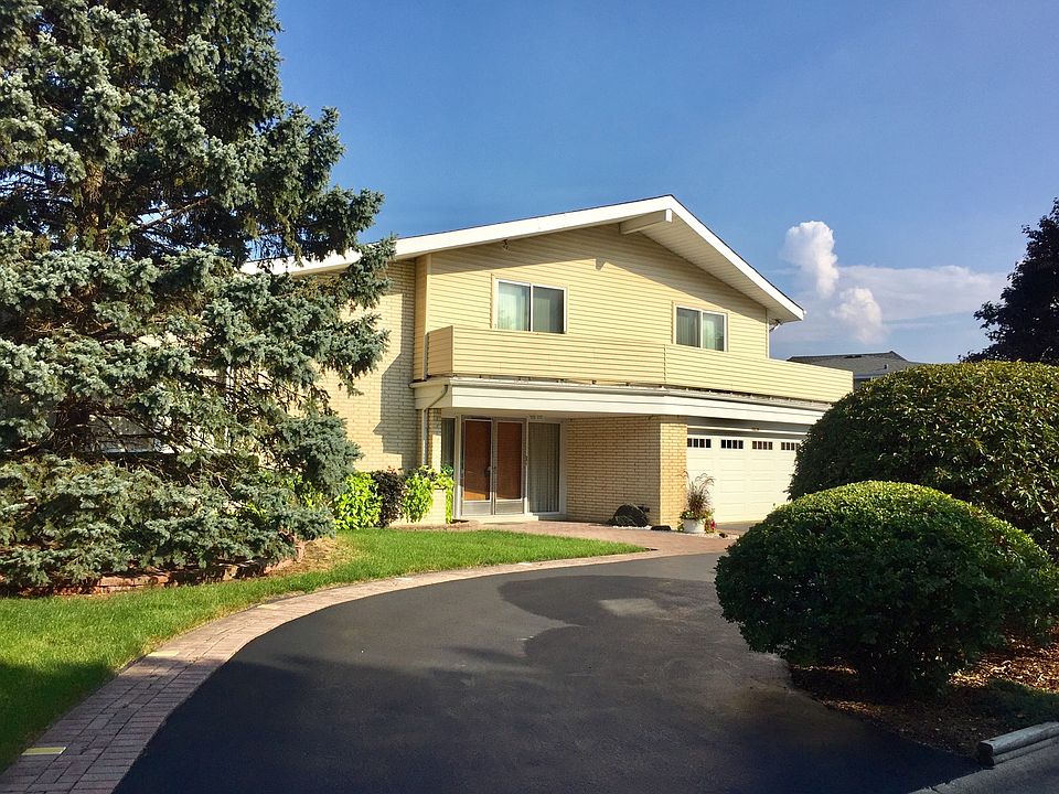 1st image of 2821 S Briarwood Dr W