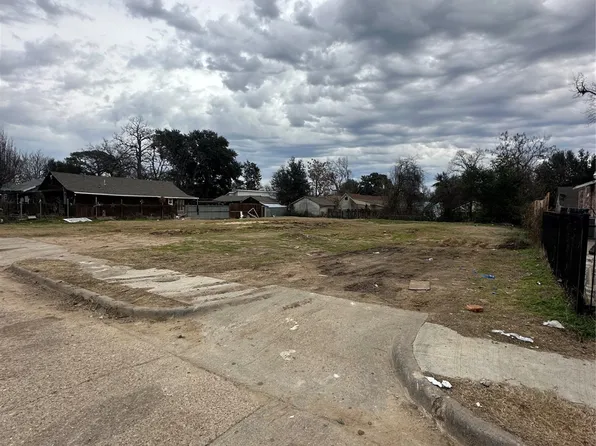 2538 Lobdell St, Dallas, TX 75215