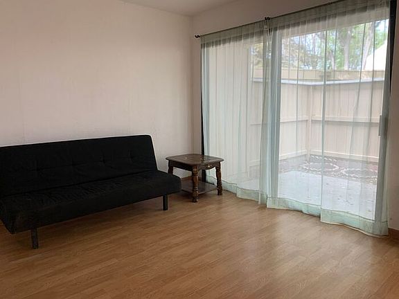 4th image of 982 Kiely Blvd Unit A