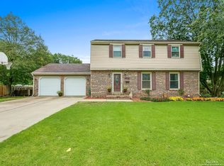 511 Beechwood Rd, Salina, KS 67401