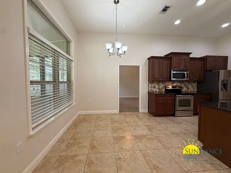 418 Westminster Rd — Photo 10