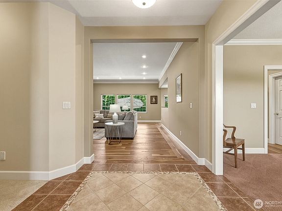 5th image of 1875 SE Sunflower Court