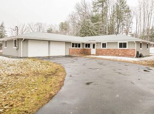 8 Brook St, Chelmsford, MA 01824