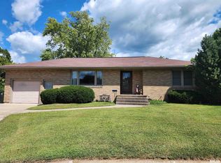 236 Hillcrest Dr, Geneseo, IL 61254