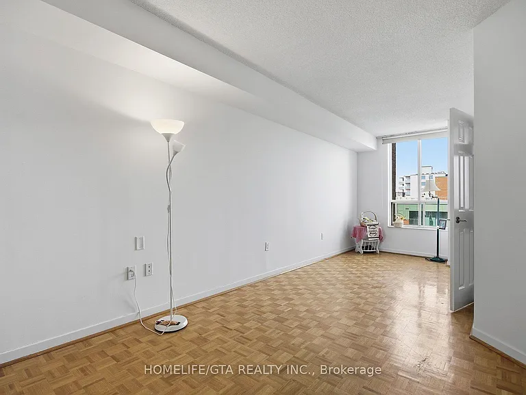 284 Bloor St W #903 — Photo 10