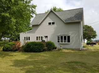 401 N Madison St, Friesland, WI 53935