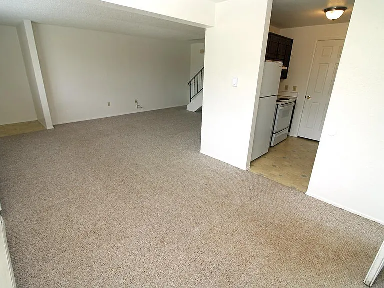 511 Terra Eden St #2 — Photo 4