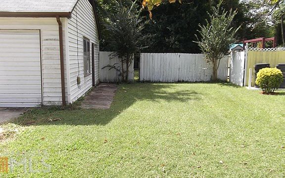 4th image of 721 S Carter Dr