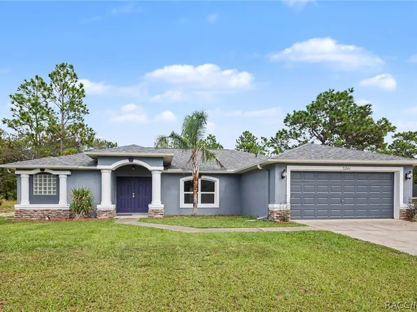 3241 W Higgins Pl, Citrus Springs, FL 34433