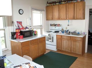 322 W 9th St, Winona, MN 55987